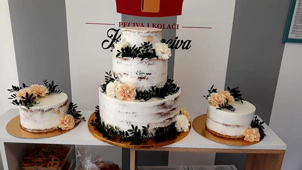 Mladenačke torte na 3 kata slika-9